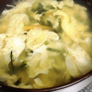 お茶漬け海苔で簡単♬ 卵スープ